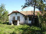 kleinen Bungalow, 10 km der Donau, 1600 qm land, Bulgarien