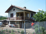 3-Zimmer-Haus, 60 km nach Varna und das Schwarze Meer, 2400 qm Land