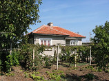 80 qm, massiv, 3 Betten Haus, Bad, Garten 3060 qm, 45 km nach Varna und Meer