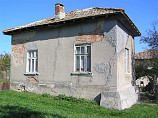 4-Zimmer-Haus 23 km von Tyrgovishte, Grundstück 4000 qm