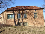 <b>4 Schlafzimmer Haus, 6 km zum Donau, 2000 qm Garten, Bulgarien</b>