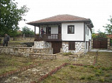 126 qm Haus, 3 Bäder, 2700 qm Land, 22 km nach Veliko Tarnovo