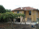 Haus 55 qm, 3Zimmer, Keller, Grundstück 925 qm, 22 km. von Karnobat