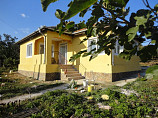 Haus 80 qm, 2 Schlafzimmer, Bad, Land 1400 qm, 15 km. vom Schwarzen Meer
