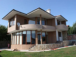Haus 227 qm, 3 Schlafzimmer, 2 Bäder, 600 m² Grundstück, 3 km. vom Schwarzen Meer