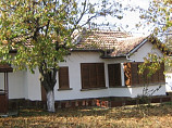 80 qm renovierten Bungalow, nördlich von Veliko Tarnovo, in der Nähe großer Fluss