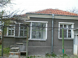 Haus 94 qm, 2 Schlafzimmer, Bad, Land 1150 qm, 20 km. von Karnobat