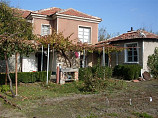 Maison 75 m², 6 chambres, cuisine d'été, terrain 1200 m², 24 km. de Karnobat