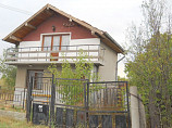 Maison 47 m², 2 chambres, cuisine, terrain 1600 m², 9 km. de Karnobat