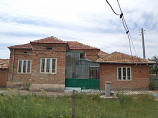Maison 82 m², 2 chambres, salle de bains, sous-sol, terrain 1340 m², 24 km. de Dobrich
