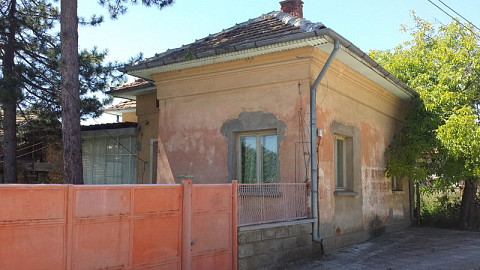 2 дома на продажу, 1550 кв.м. земли, 5 спален, горная местность, область Враца