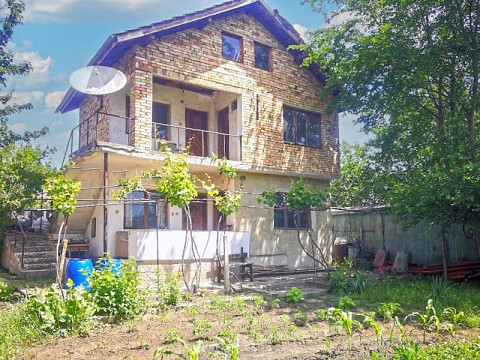 85 м2 3-этажный дом, 500 м2 земли, Варненское озеро, 7 км до Варны, море