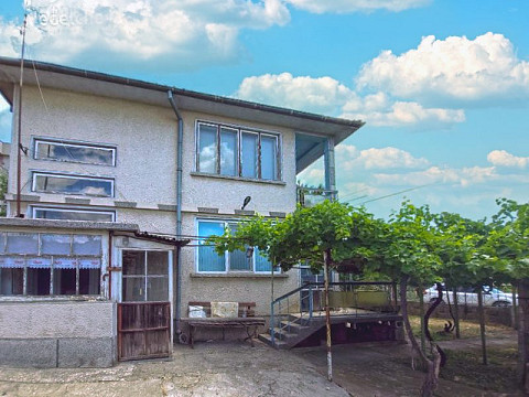 130 кв.м меблированный дом, 400 кв.м земли, 5 км до моря
