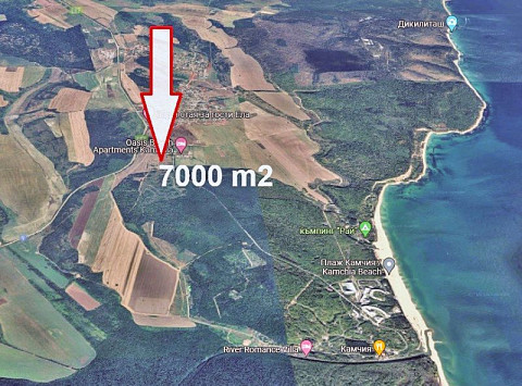 Участок под застройку площадью 7000 кв.м., в регуляции, 2 км от моря