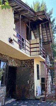 Charmante villa de montagne sur deux niveaux avec jardin de 808 m² — à 25 km de Lovech, Bulgarie