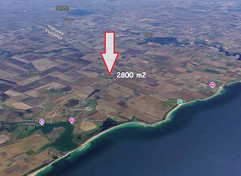 Участок под застройку площадью 2800 кв.м., вода и электричество, 5 км до моря.