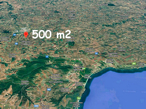 Земельный участок под застройку площадью 500 кв.м, с подключением к водопроводу и электричеству, в удобном месте, в 35 км от моря.