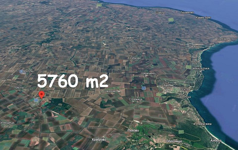 Земельный участок под застройку площадью 5760 кв.м, водоснабжение и электричество, 15 км до моря.