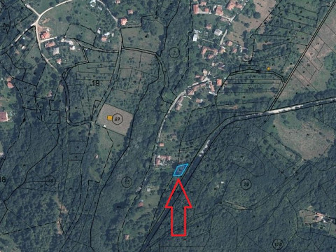 Spacious 1,270 sq.m. Property with Two Access Points in a Prestigious Area Near Pravets Golf Course