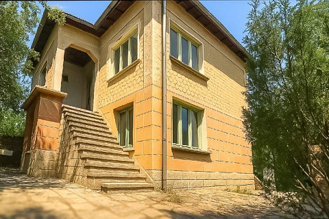 Maison de 4 chambres, jardin de 600 m², région de Veliko Tarnovo