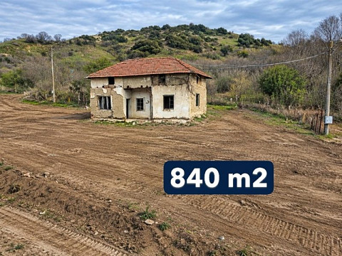 Старый дом, участок 840 кв.м, 2 км до Греции.