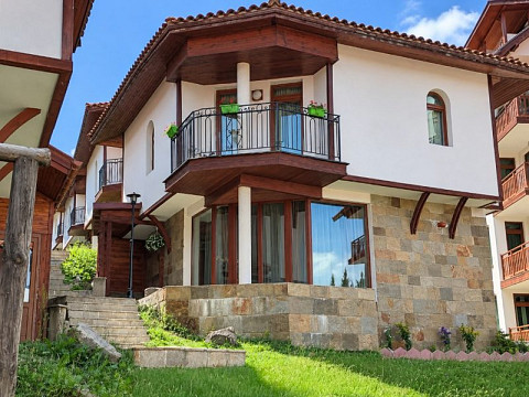 Villa meublée de 120 m² dans la station de ski de Pamporovo