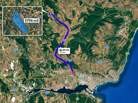 Старый дом, электричество и водоснабжение, колодец, участок 5796 кв.м, 29 км до аэропорта Варны.