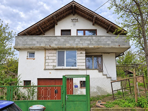 Maison de 120 m², terrain de 700 m², village recherché, à 20 km de Bourgas et de la mer