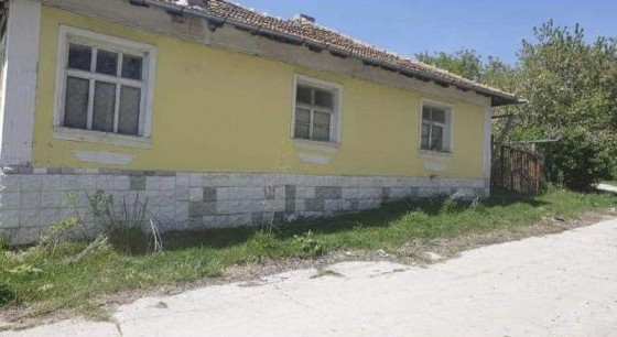Charmante maison de village de plain-pied avec jardin de 1 000 m² dans les Rhodopes orientales