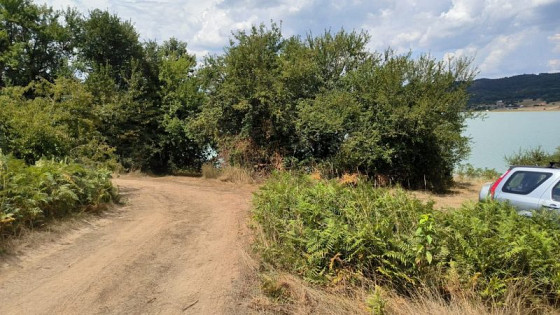 Terrain agricole de 4365 m² sur les rives du lac de Sopot, vues imprenables, à 40 km de Lovech
