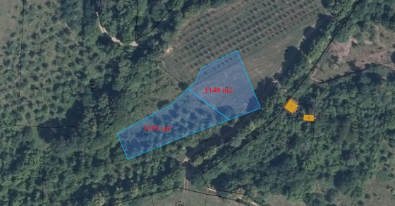 Terrain agricole de 2500 m² dans un village de montagne pittoresque à proximité d'un grand lac, région de Lovetch