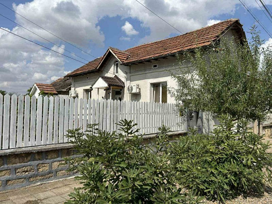 Charmante propriété de village dans la région de Pleven – à 30 km de la ville