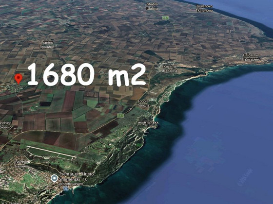 Terrain constructible de 1680 m², eau et électricité à proximité, village recherché, à 12 km de la mer