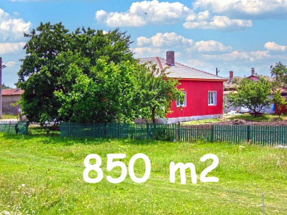 1490 sqm building plot, in regulation, water and electricity at the border, prefered village, 7 km to Balchik and the sea