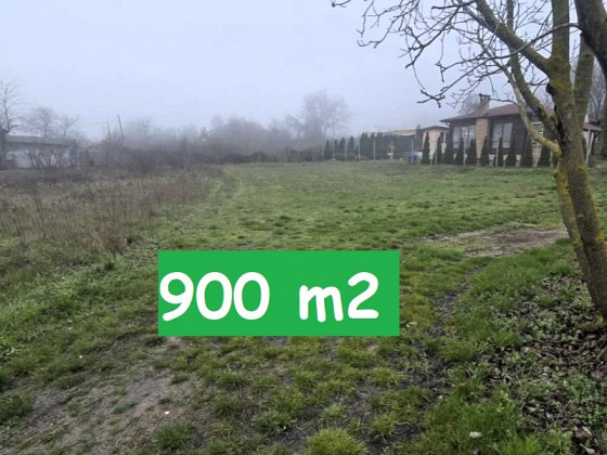 Terrain constructible de 900 m², eau et électricité à proximité, à 3 km de la mer