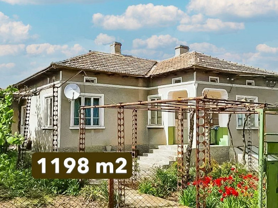 Дом площадью 99 кв.м, земельный участок 1198 кв.м, 15 км до города Генерал-Тошово.