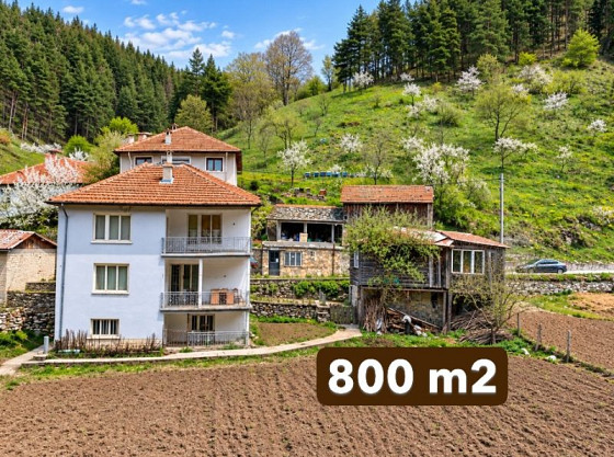 Maison de 240 m², terrain de 800 m², montagnes des Rhodopes