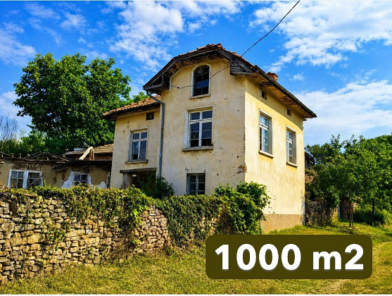 Трехэтажный дом площадью 100 кв.м, участок 1000 кв.м, 8 км до большого водохранилища, 4 км до города Сухиндол.