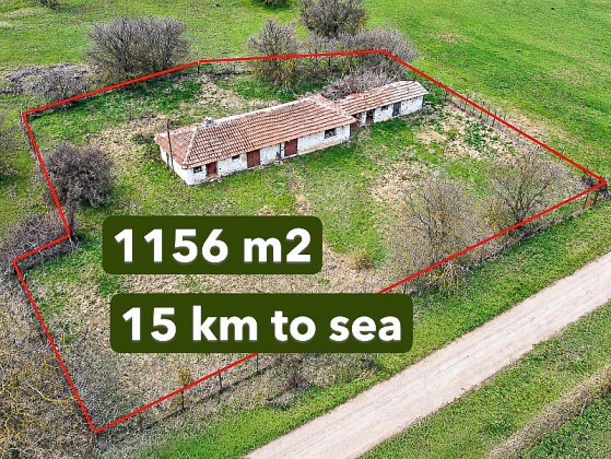 stone bungalow, 1156 sqm land, 15 km to sea