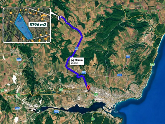 Maison ancienne, eau et électricité, puits, terrain de 5796 m², à 29 km de l'aéroport de Varna
