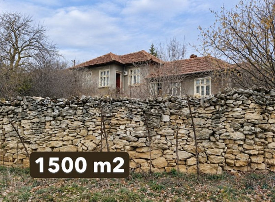 Maison de 120 m², terrain de 1500 m², région de Veliko Tarnovo
