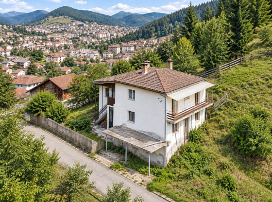 Maison individuelle de 150 m², à 1232 m d'altitude, dans la commune de Chepelare, massif des Rhodopes.