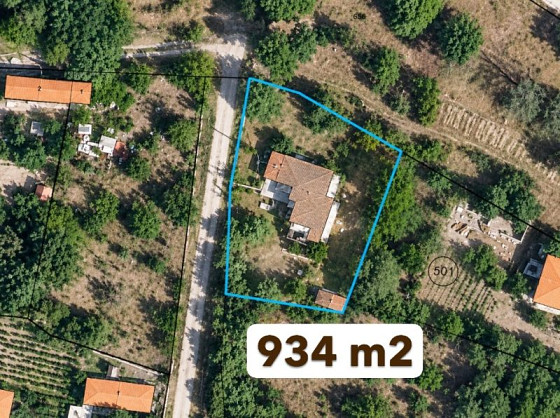 Дом площадью 105 кв.м, участок 934 кв.м, 22 км до моря.