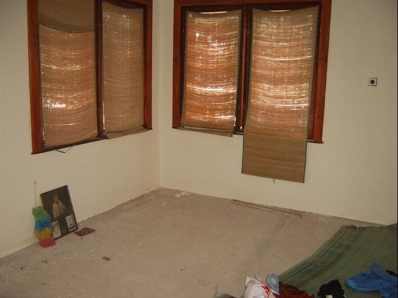 maison de 3 chambres, cuisine, salle de bains, terrain 1000 m², 37 km. de la mer Noire — photo 2