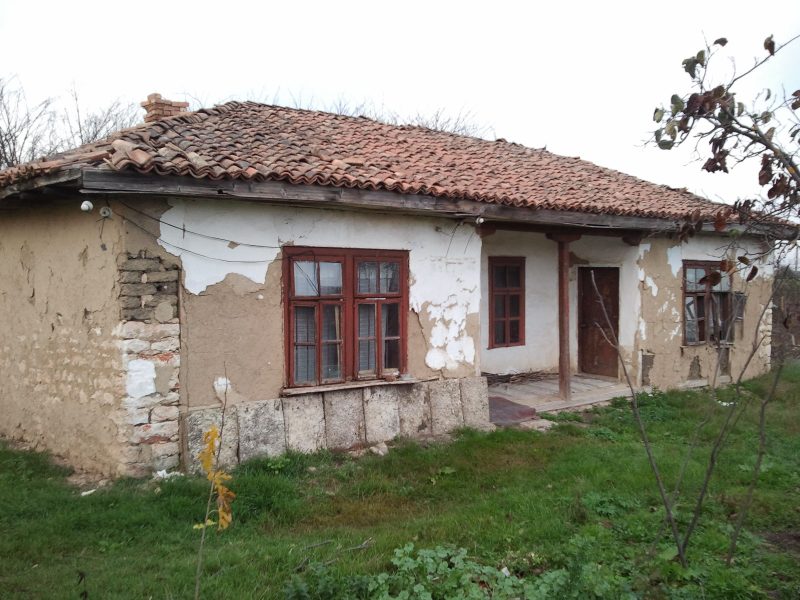 hous, Jardin 8000 m2, 15 km de Dobrich — photo 3