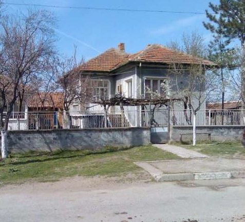 70 кв.м дом, 2000 кв.м сад, с видом на  Дунай — фото 1
