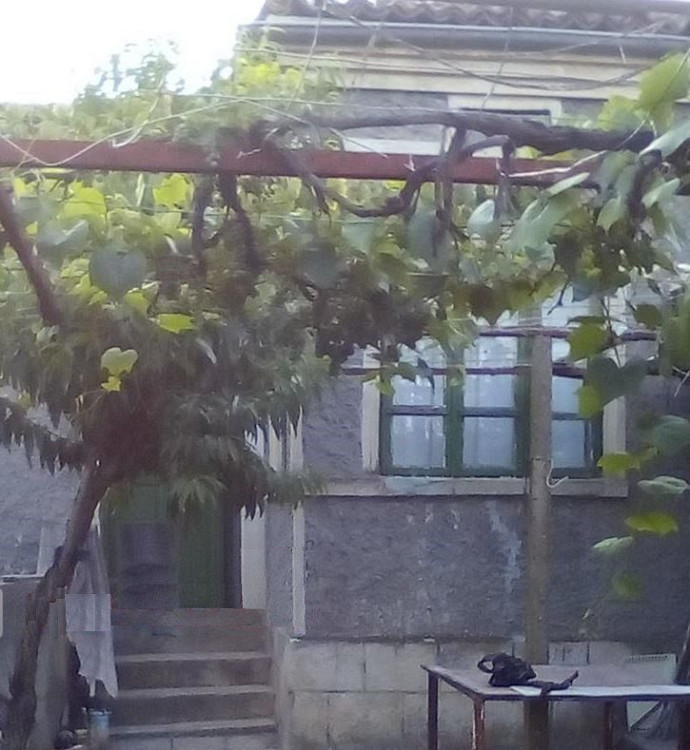 60 sq.m. house, 5500 sq.m. plot, 44 km. to sea — photo 1