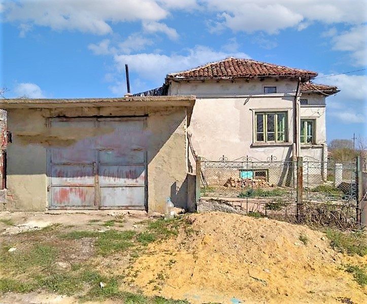 90 sqm house, 1000 sqm land, great vilage, 15 km to sea — фото 2