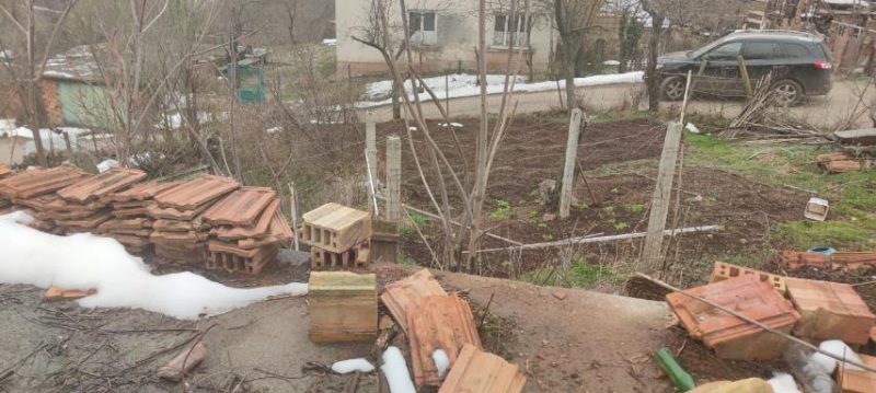 480 кв.м. Двор с фундаментом дома в живописной горной деревне в области Враца, Болгария — фото 2