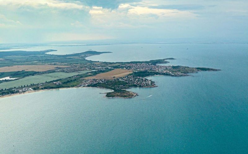 Maison neuve mitoyenne de 70 m², vue mer, à 300 m des plages — photo 3